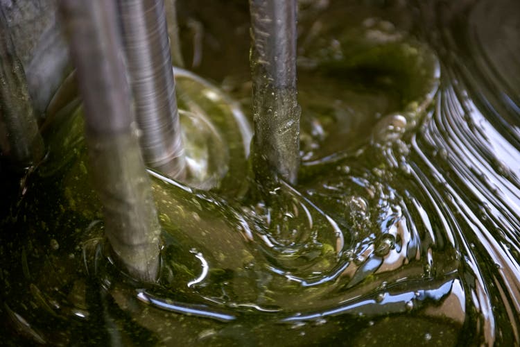 Swirling gel