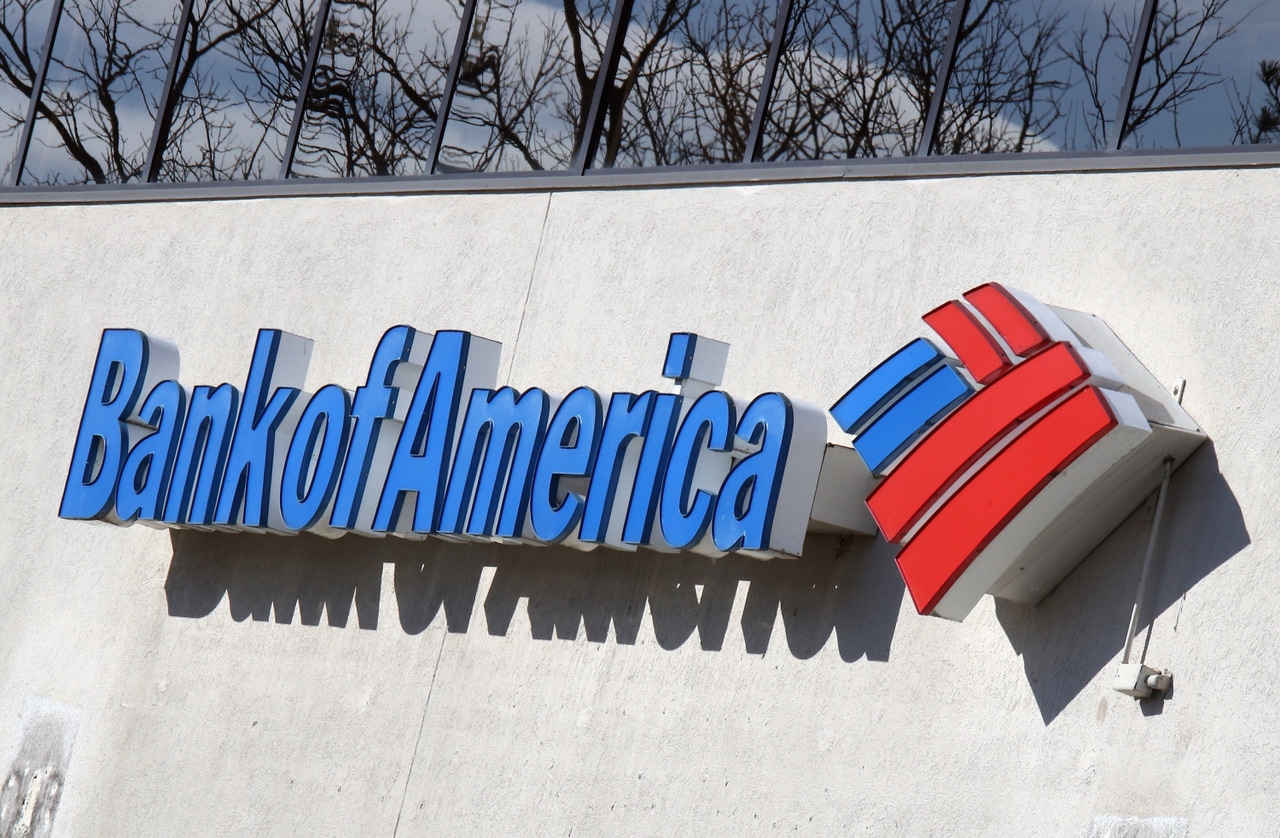 Wells Fargo ve Bank of America Kaybedenlerde, IREN, Hut 8 ve Circle Internet Kazananlarda: Haftanın Finansal Özeti