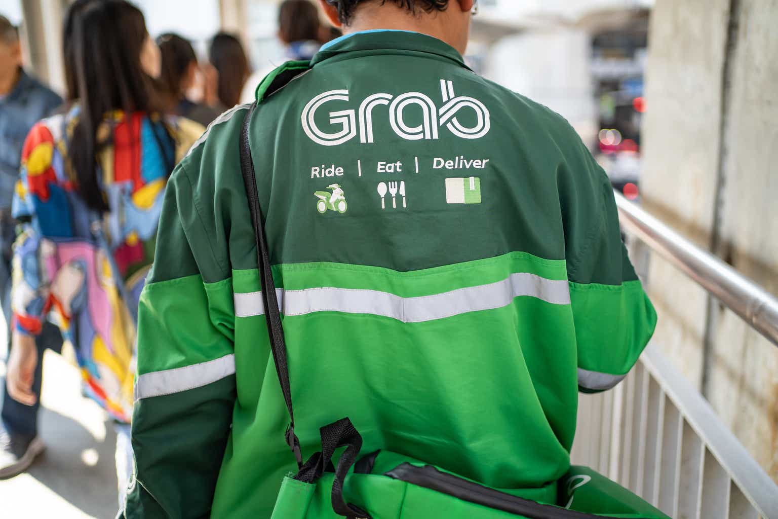 Grab: Get Ready For The First Financial Services Profit After Kitchen Sinking In Q1 2025