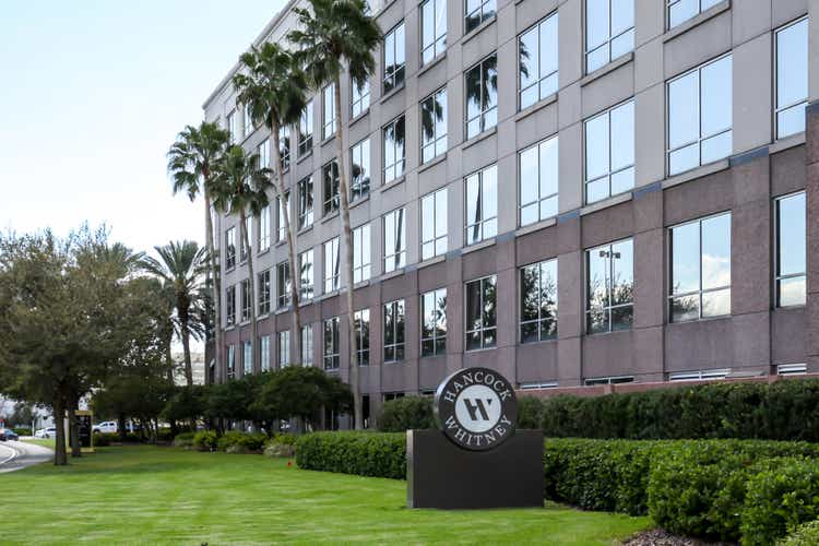 Hancock Whitney office building in Tampa, Florida, USA .