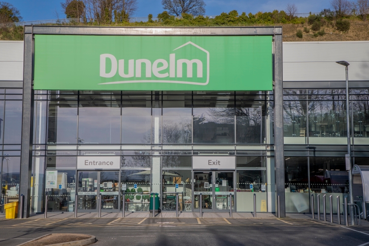 Dunelm Group Stock Ongoing Growth Prospects But At A High Price