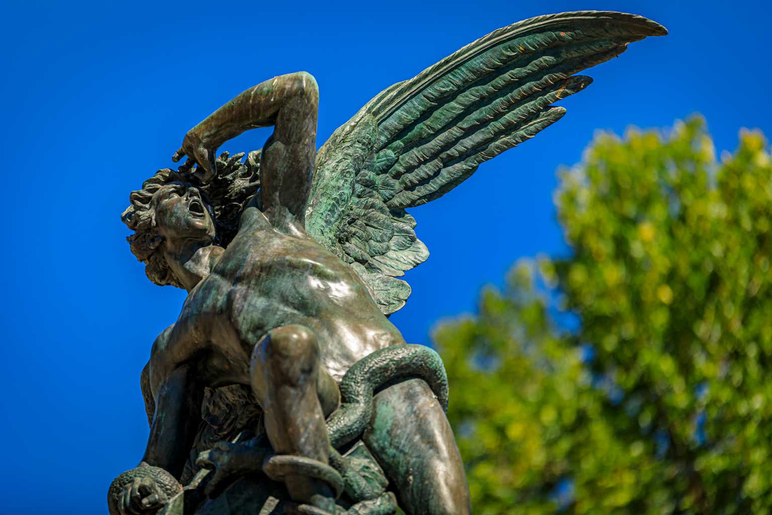 Fallen Angel - Learn the Characteristics of Downgraded Bonds