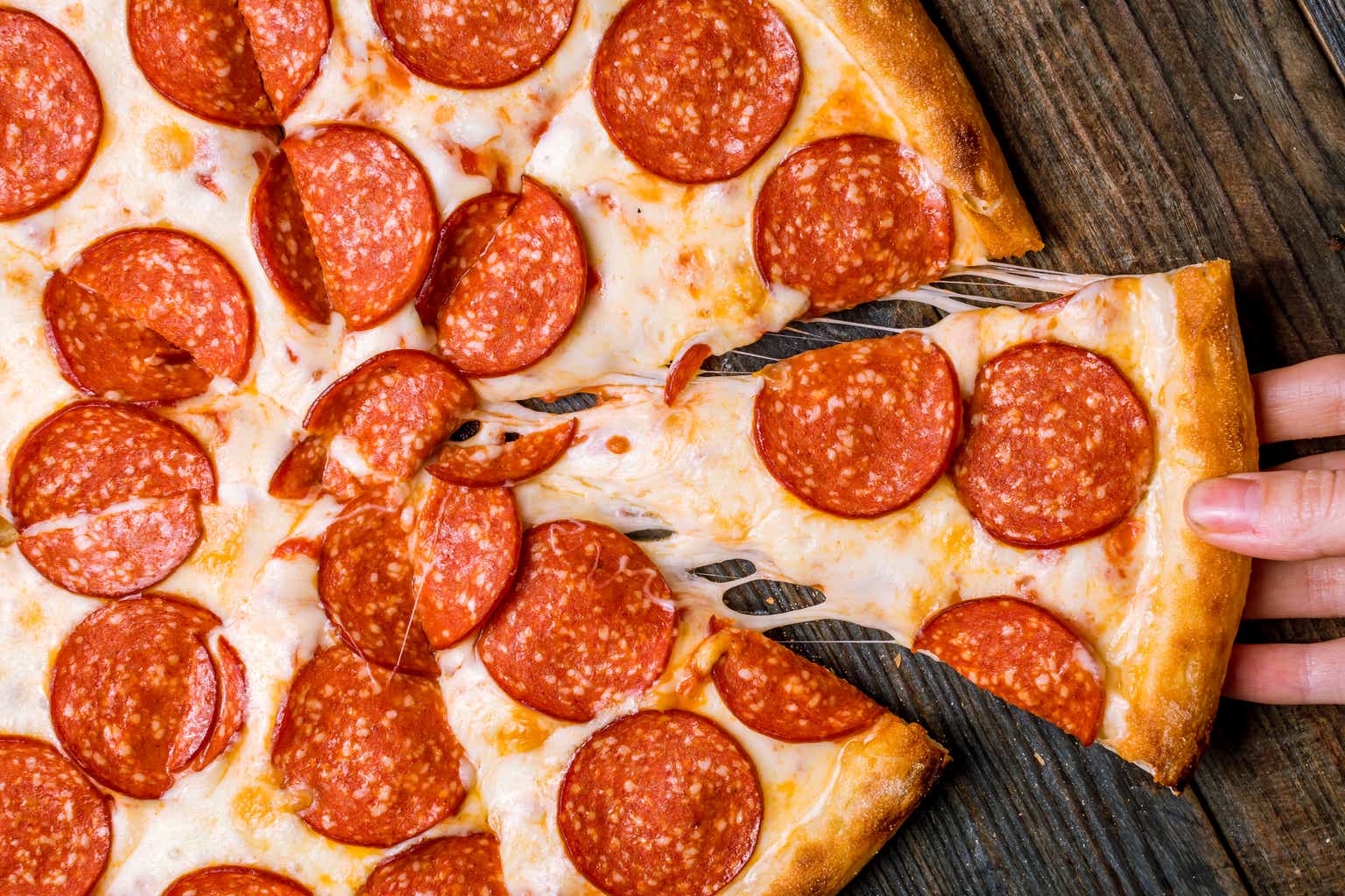 boston-pizza-royalties-dividend-hike-looks-on-the-horizon-bpzzf