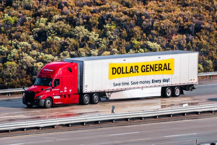 Dollar General rips big gain on enthusiasm former CEO can spark a turnaround Dollar General rips big gain on enthusiasm former CEO can spark a turnaround
