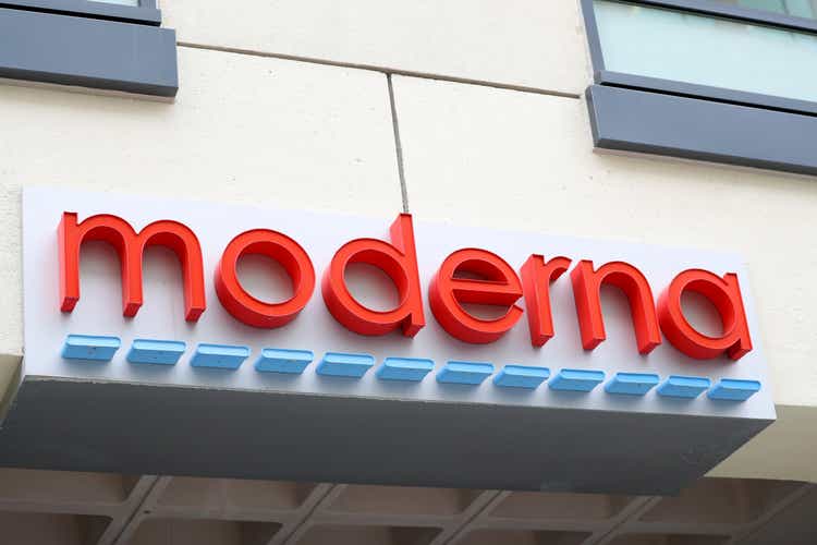 Moderna rises 8% even as Barclays downgrades