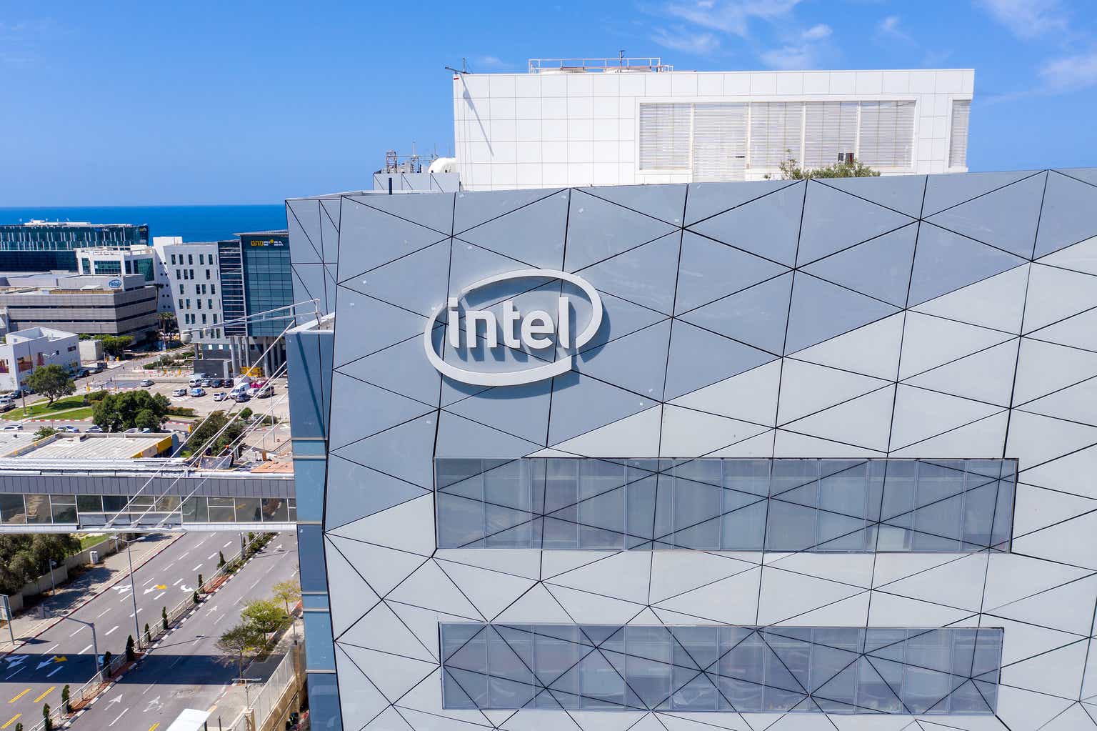 Центр intel. Интел в Израиле. Офис Intel Хайфа. Хайфа Интел здание