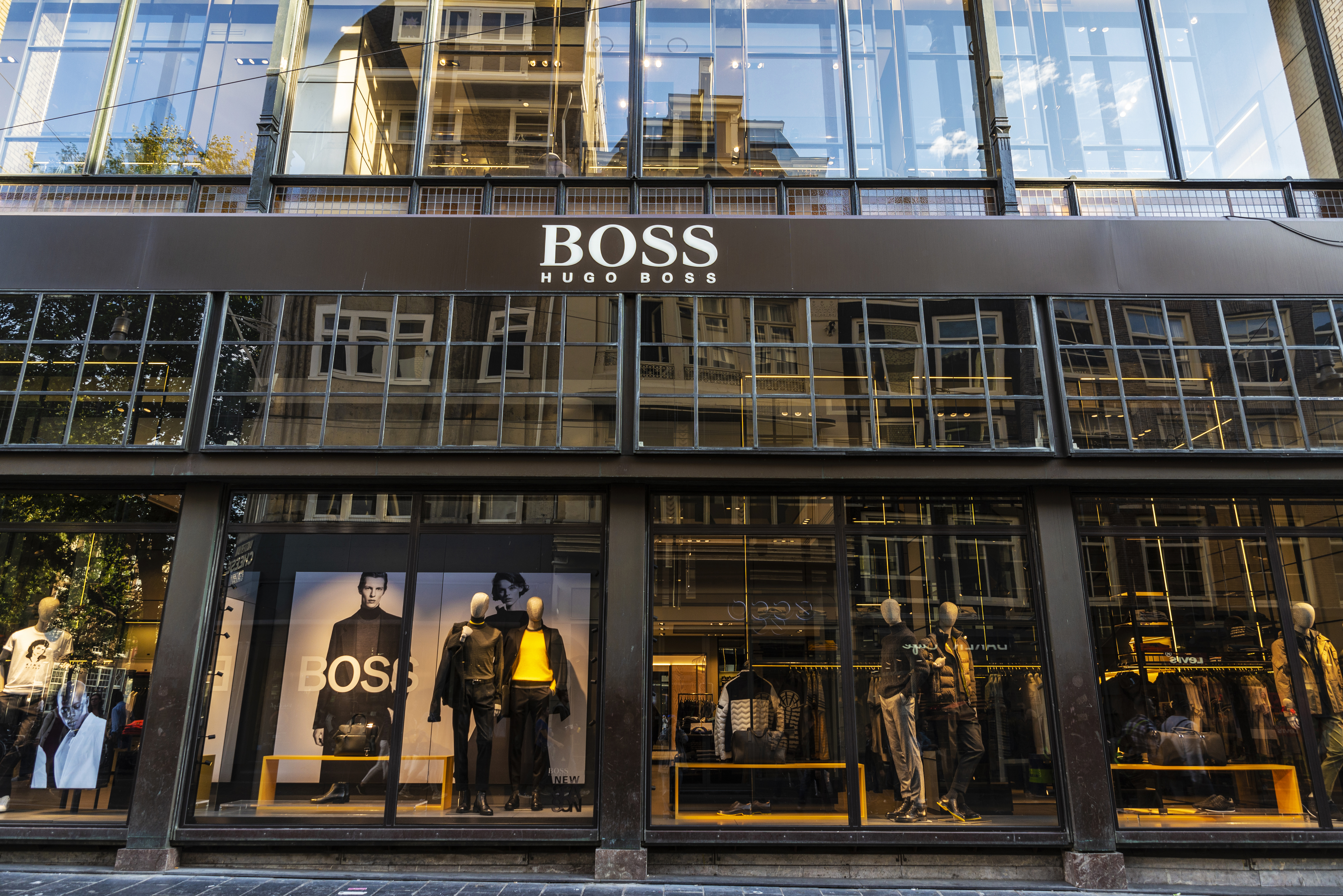 Hugo boss king outlet street