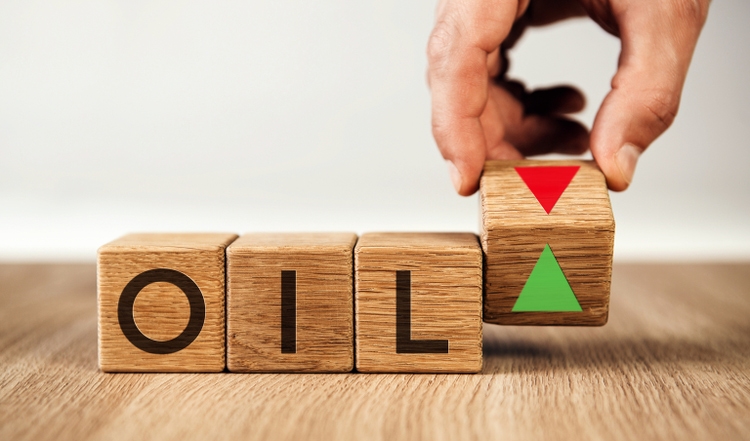 Data Insight: How 'Backwards' Is The Oil Market? - Vimarsana News