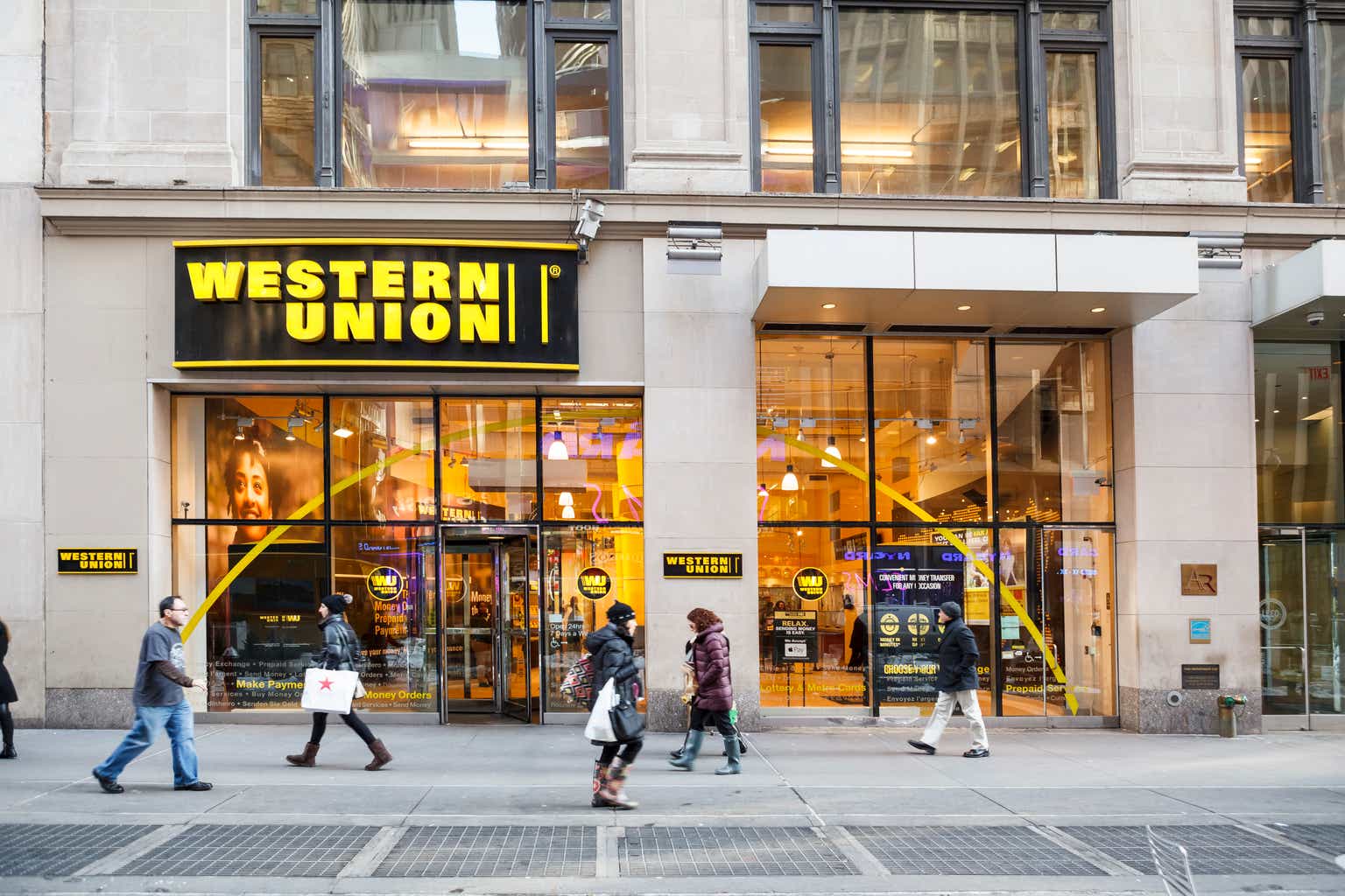 Western Union: Now Is The Right Time To Buy (NYSE:WU)