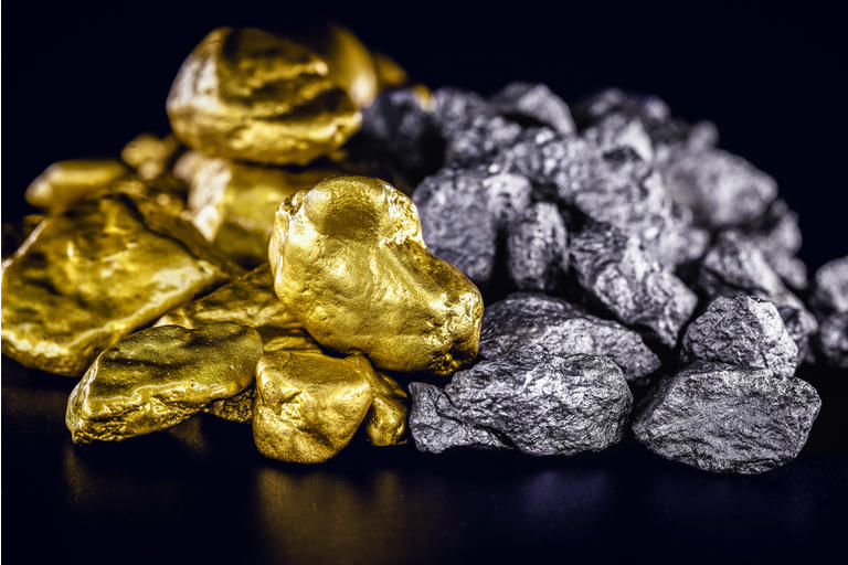 Wheaton Precious Metals moves up as Q2 revenues hit record, dividend raised  (NYSE:WPM) | Seeking Alpha