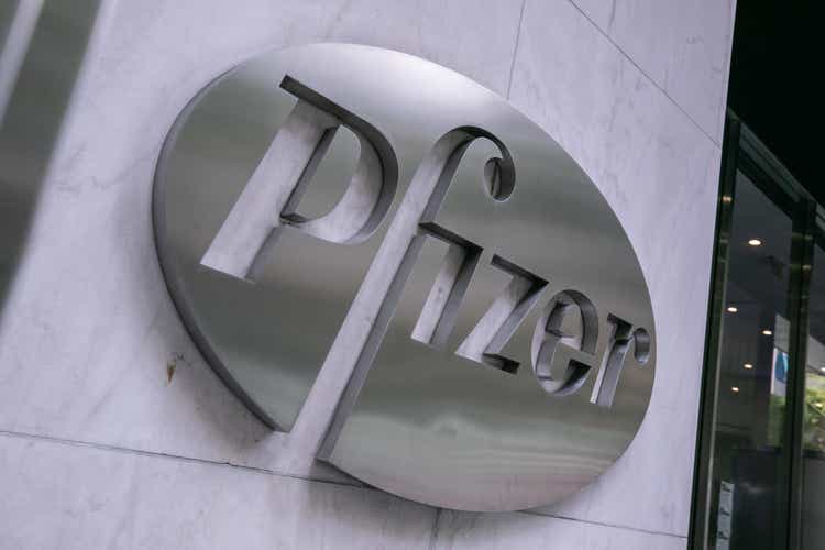 Pfizer conclut un accord de 1,95 milliard de dollars avec les États-Unis pour le futur vaccin COVID-19