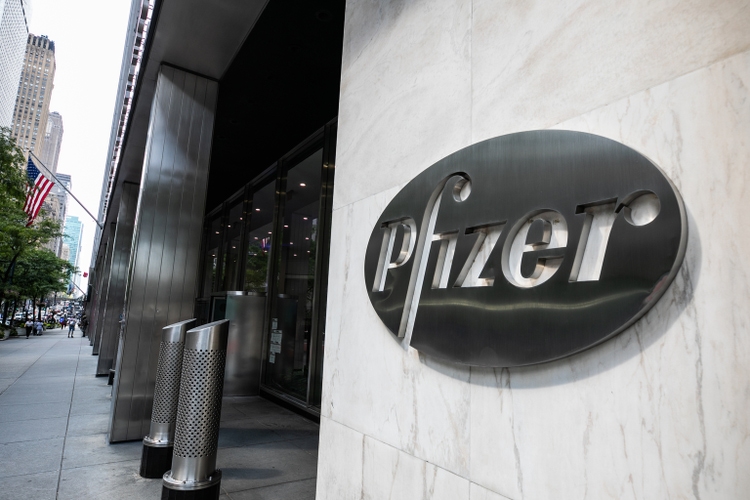 Pfizer Makes $1.95 Billion Deal With U.S. For Future COVID-19 Vaccine