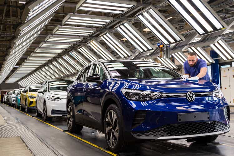 Volkswagen Revs Up ID.4 Electric Car Production