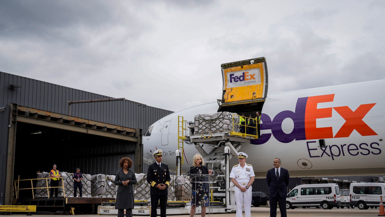 FedEx Stock: Substantial Optimism Is Already Priced In (NYSE:FDX