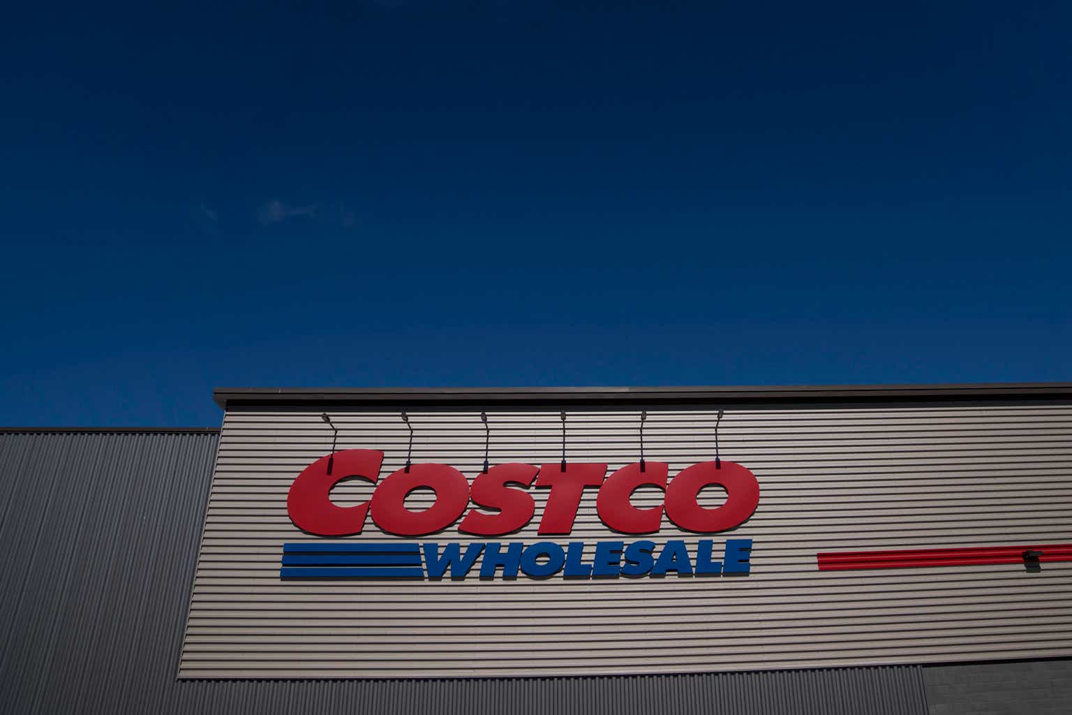 Costco: Fourth-Quarter Results Show Resilience, But Valuation Remains High (Rating Upgrade)