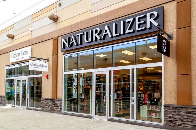 Naturalizer shoe store in Outlet Collection at Niagara Ontario, Canada,