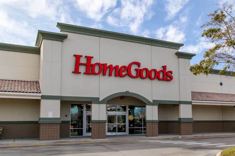 HomeGoods storefront in Orlando, Florida, USA.