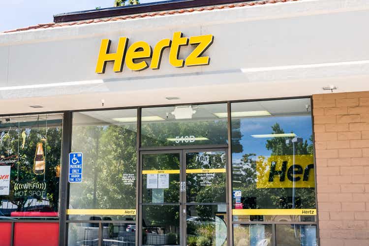 Hertz rental office located in Sunnyvale, California
