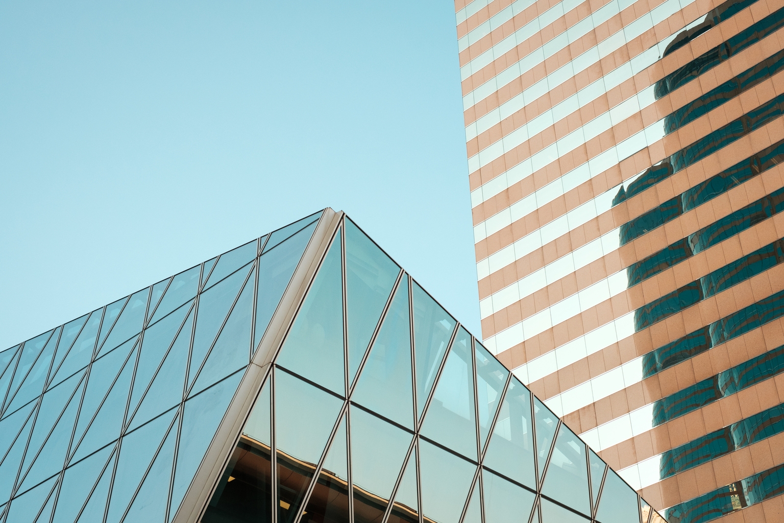 Apollo Commercial This 13.7 Yielder Could Cut Its Dividend (NYSEARI