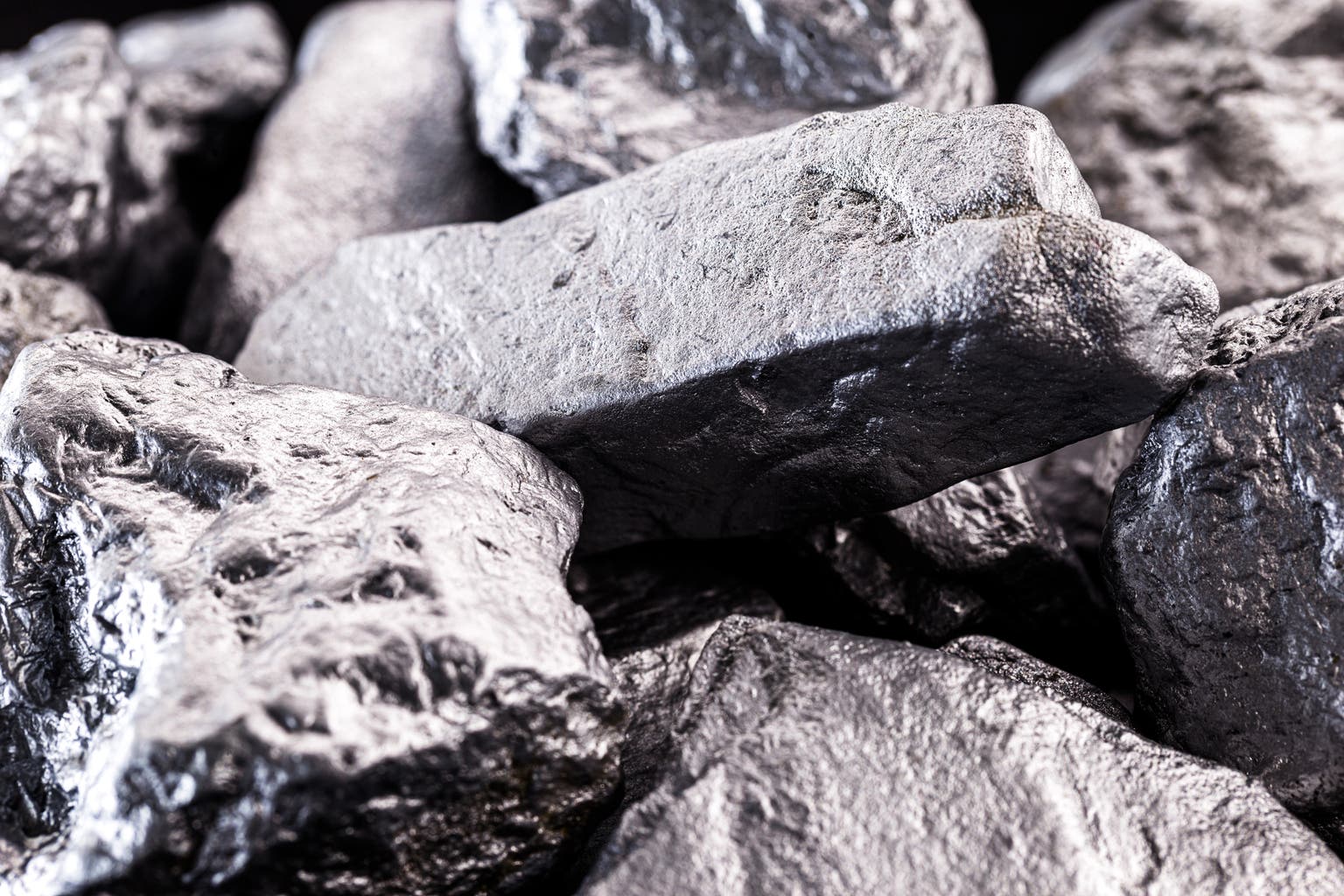 Ferroglobe Stock: Buybacks Expected Amid Short Term Uncertainty (NASDAQ:GSM)