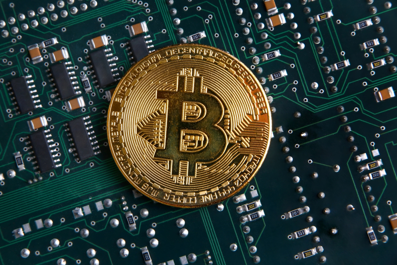 Bitfarms: Efficient, Expanding, And Nearly Debt-Free (NASDAQ:BITF) |  Seeking Alpha