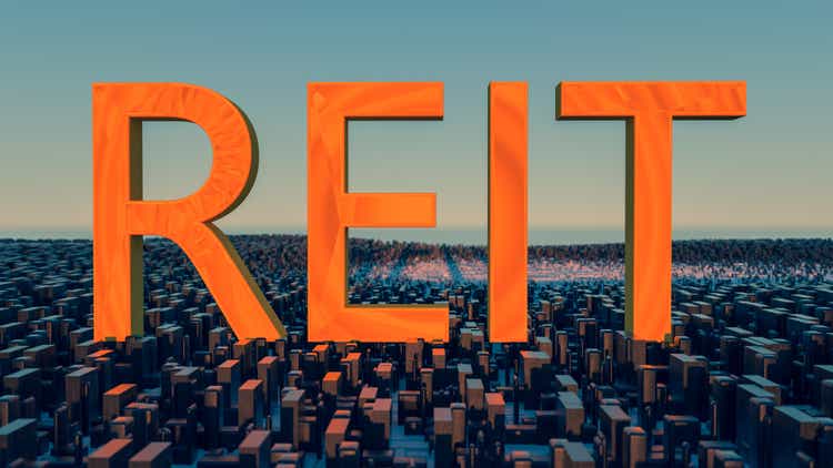 Cannabis REITs come out on top in screening REITs with SA Quant rating (NYSE:EPRT)