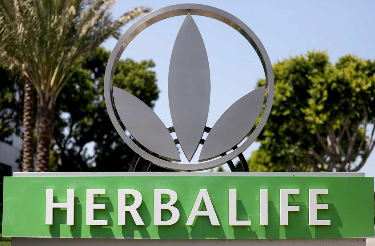 Herbalife logo hi-res stock photography and images - Alamy