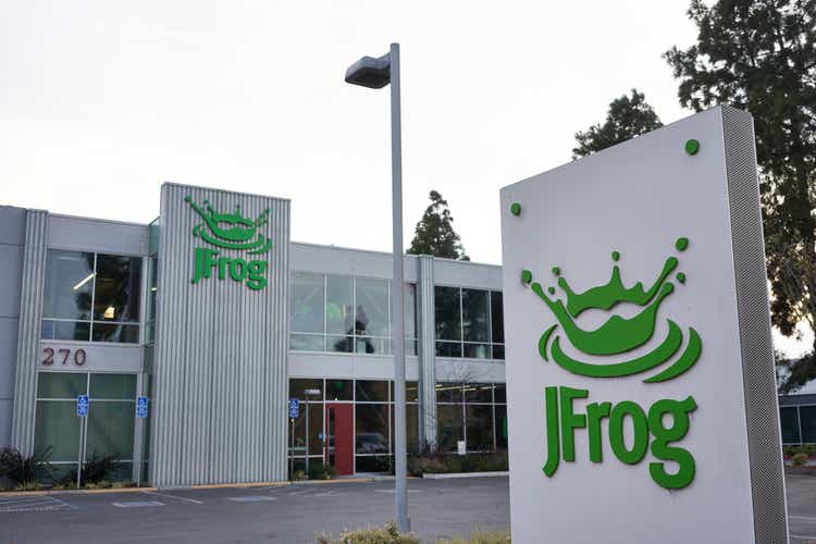 JFrog: Rock Solid Growth Stock (NASDAQ:FROG)