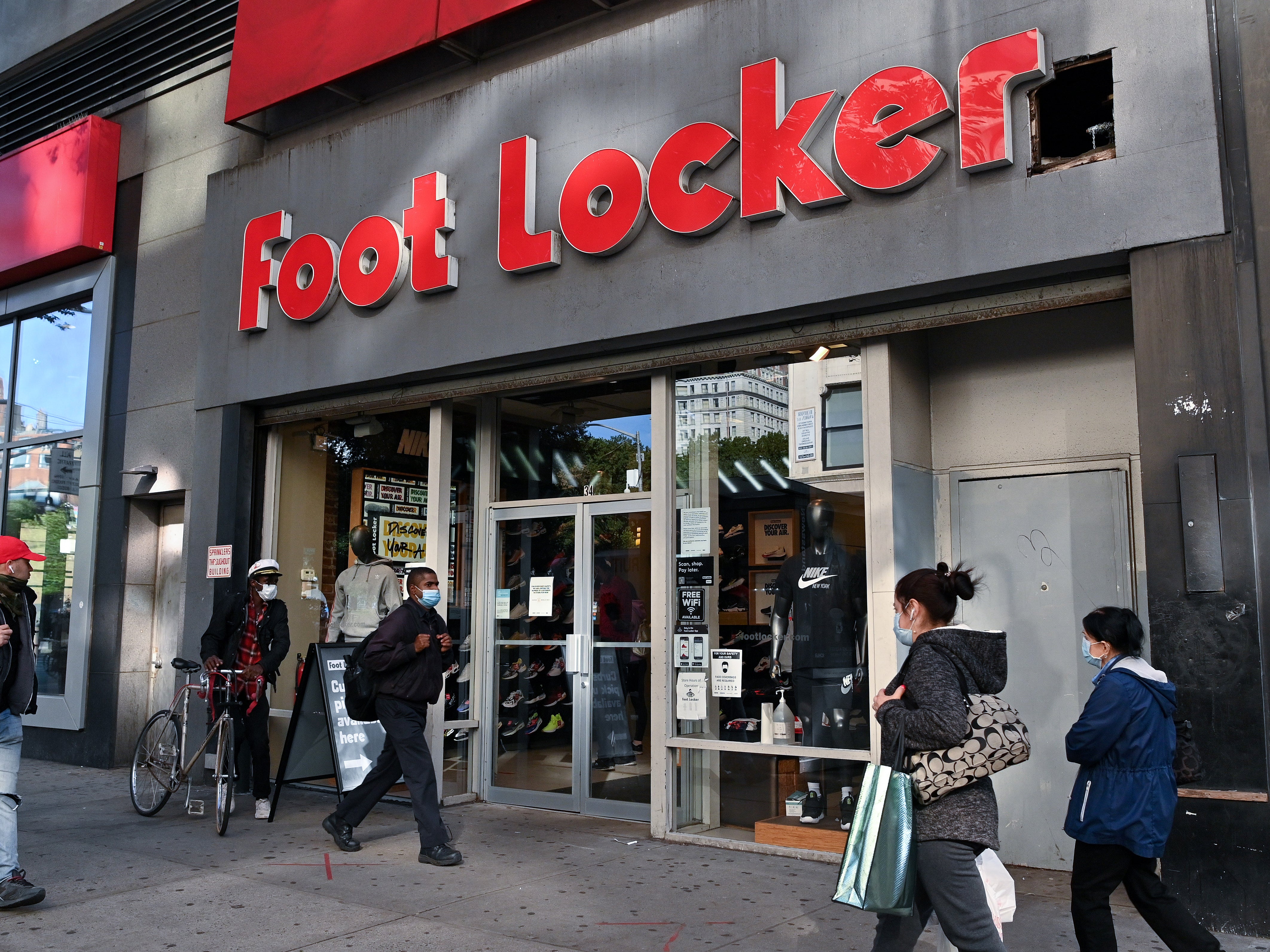 Foot Locker's New Deal With Nike Won't Get Them the Hottest Sneakers