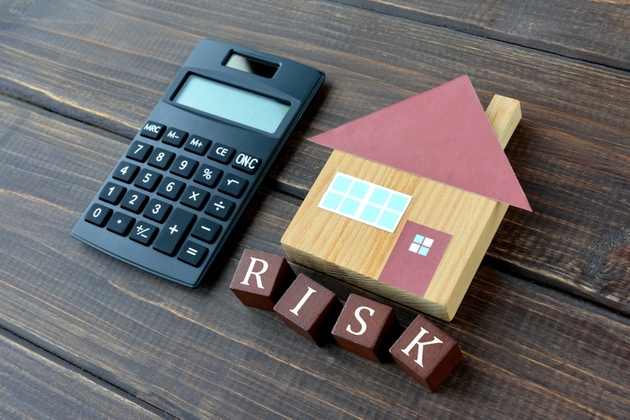 Housing risk images, dark atmosphere