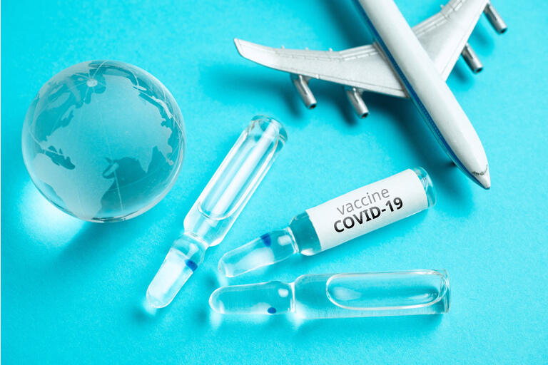 United Airlines requires new employees to get vaccinated against Covid