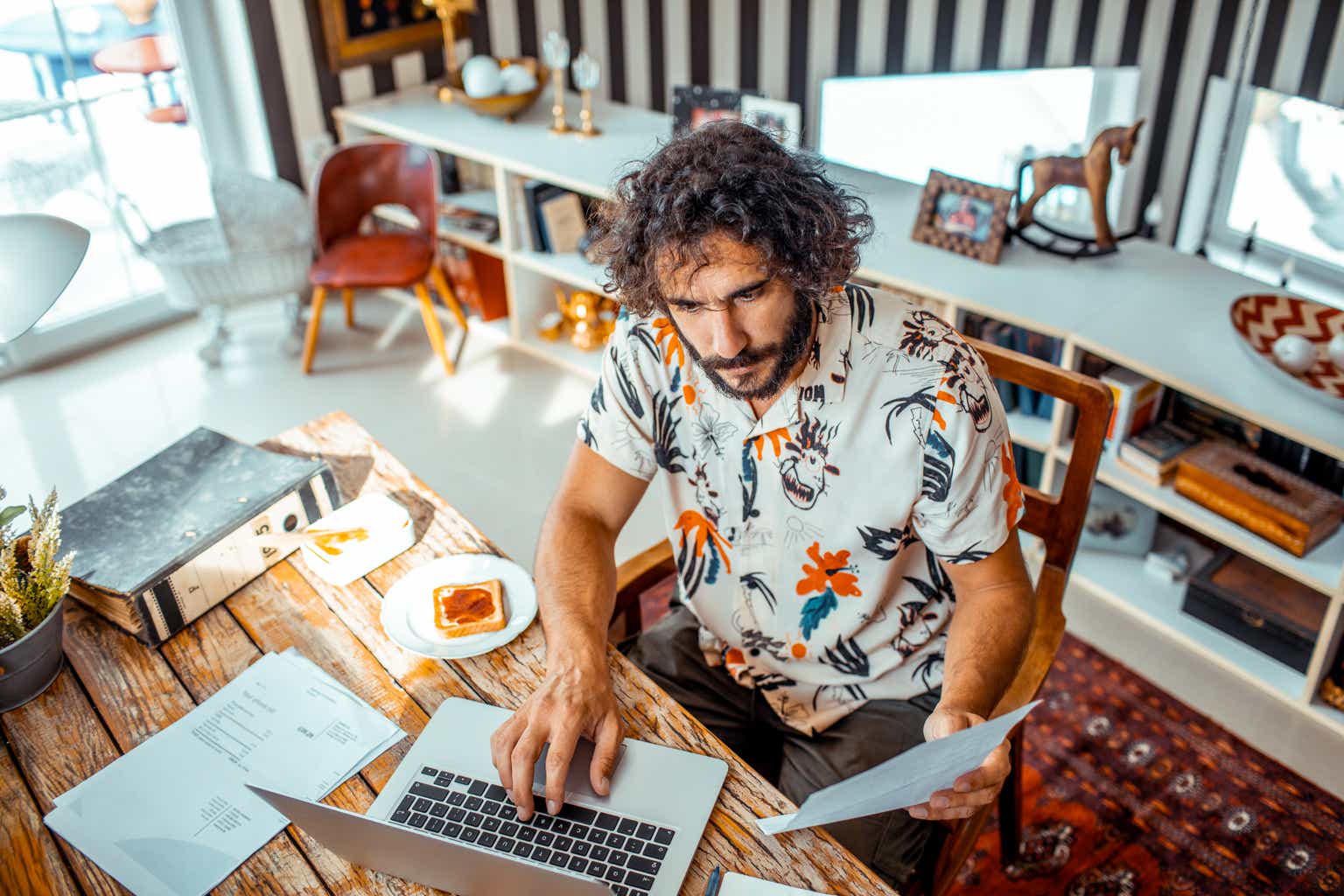 Upwork: Cheap Valuation, But Deceleration And AI Are Key Risks