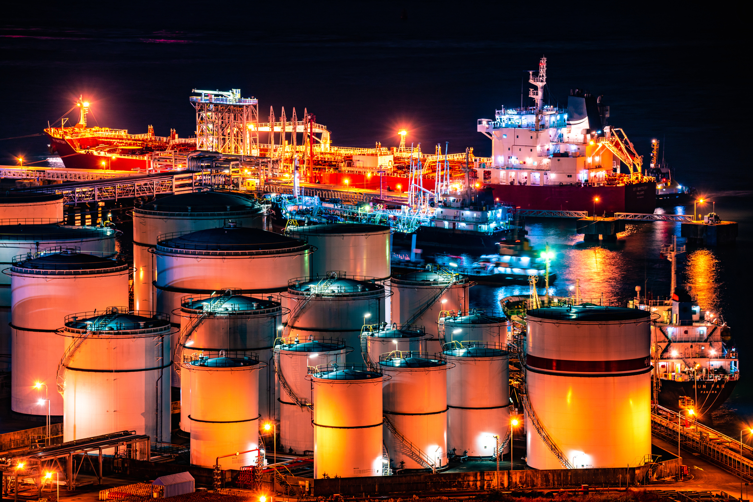 seekingalpha.com - VettaFi Research - Addressing Questions On Oil, Geopolitics, And Midstream