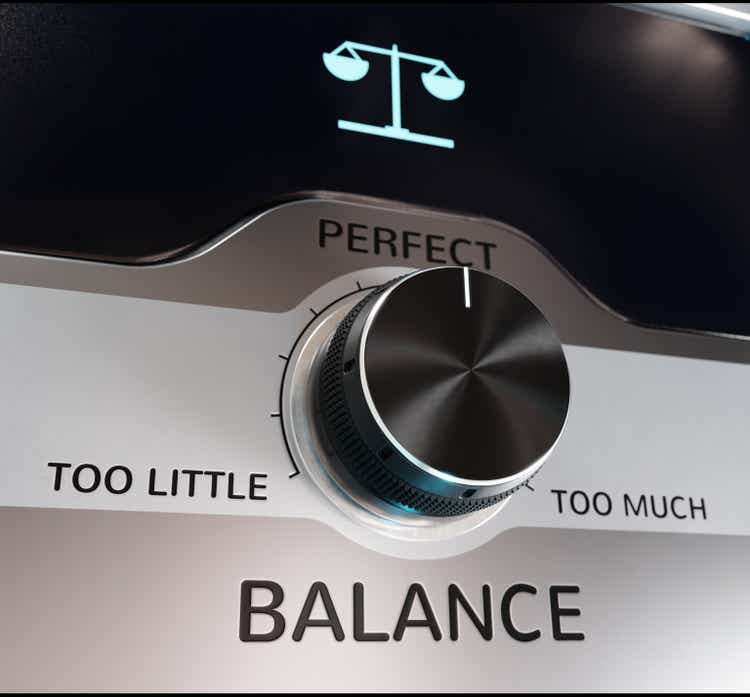 Balance knob