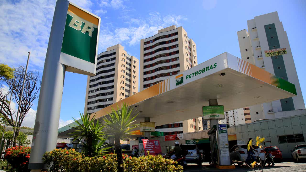 Petrobras News About Dividend Policy And Renewable Energies (NYSEPBR