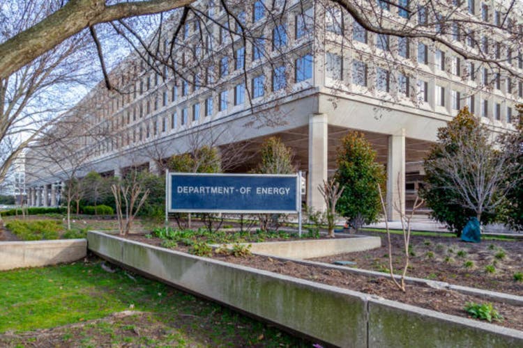 The United States Energy Ministry (DOE) sign outside the headquarters of the headquarters in Washington, DC, USA.