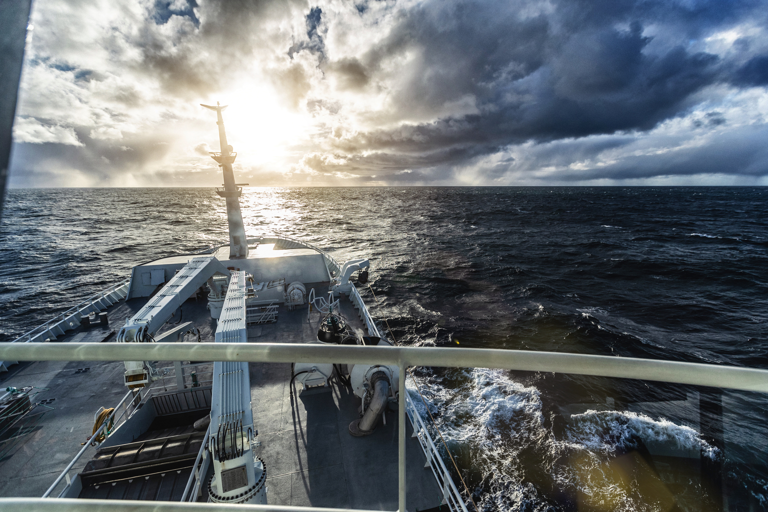 seekingalpha.com - Albert Anthony - Oceaneering: Undersea Robotics Add To Already Diverse Offshore Portfolio Driving Growth