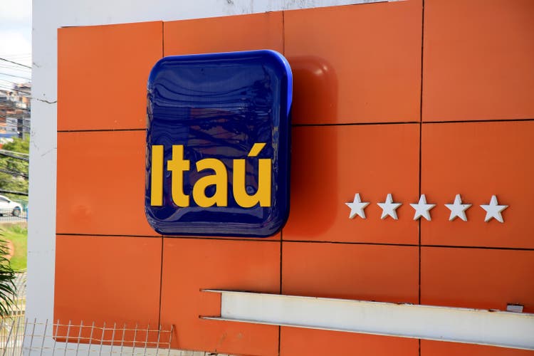 bunch of itau agency