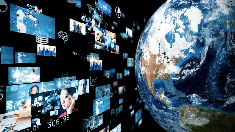 Can Palantir Replicate Success Of Intel, Microsoft, Apple & Amazon? - Vimarsana News