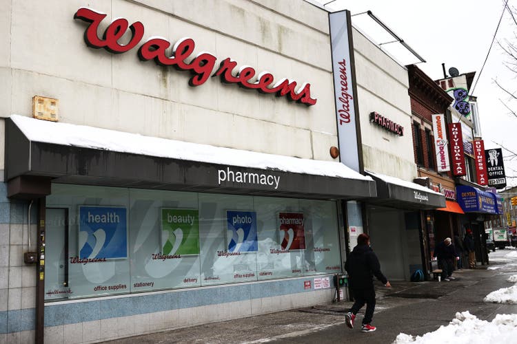 Walgreens To Partner With Uber To Offer Free Rides For Vaccinations