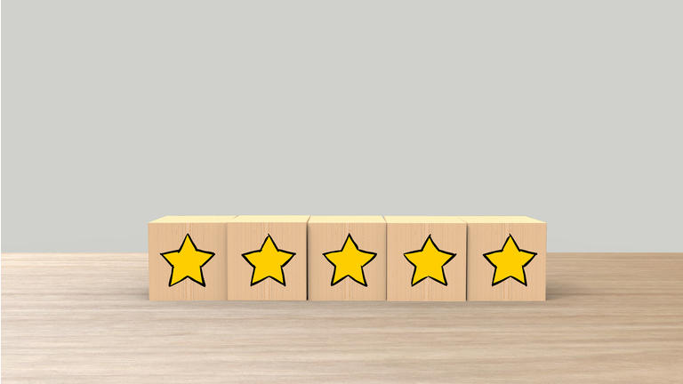 Five Star Cartoon Sketch Style on Wooden cube review on white background. Service rating, satisfaction concept. reviews and comments google maps, tripadvisor, facebook. online evaluations.