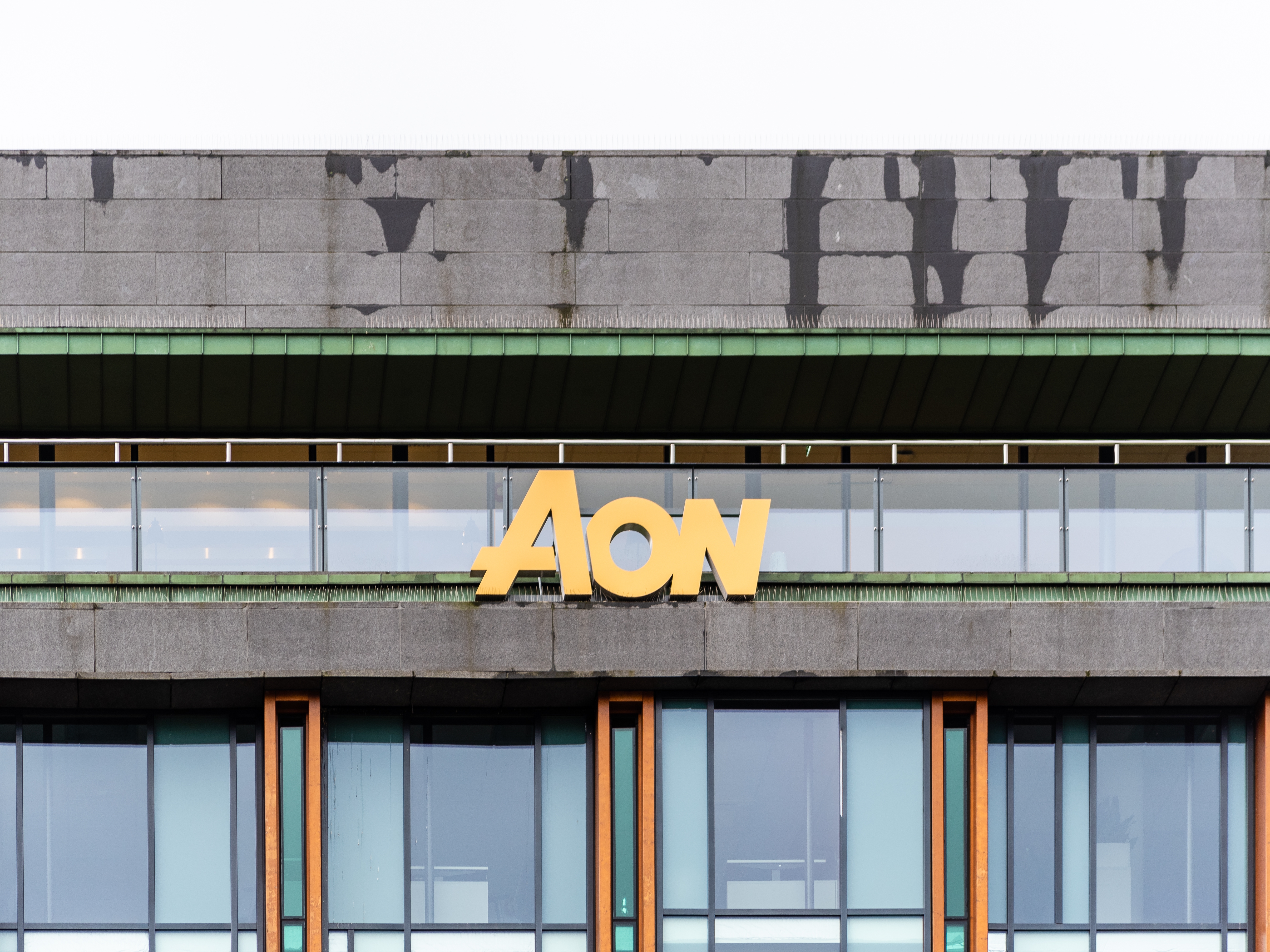 Aon stock dips after Evercore downgrades on its unique challenges (NYSE:AON)  | Seeking Alpha