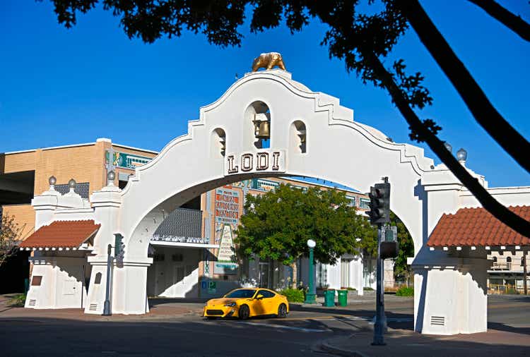 De Lodi Arch werd gebouwd in 1907.