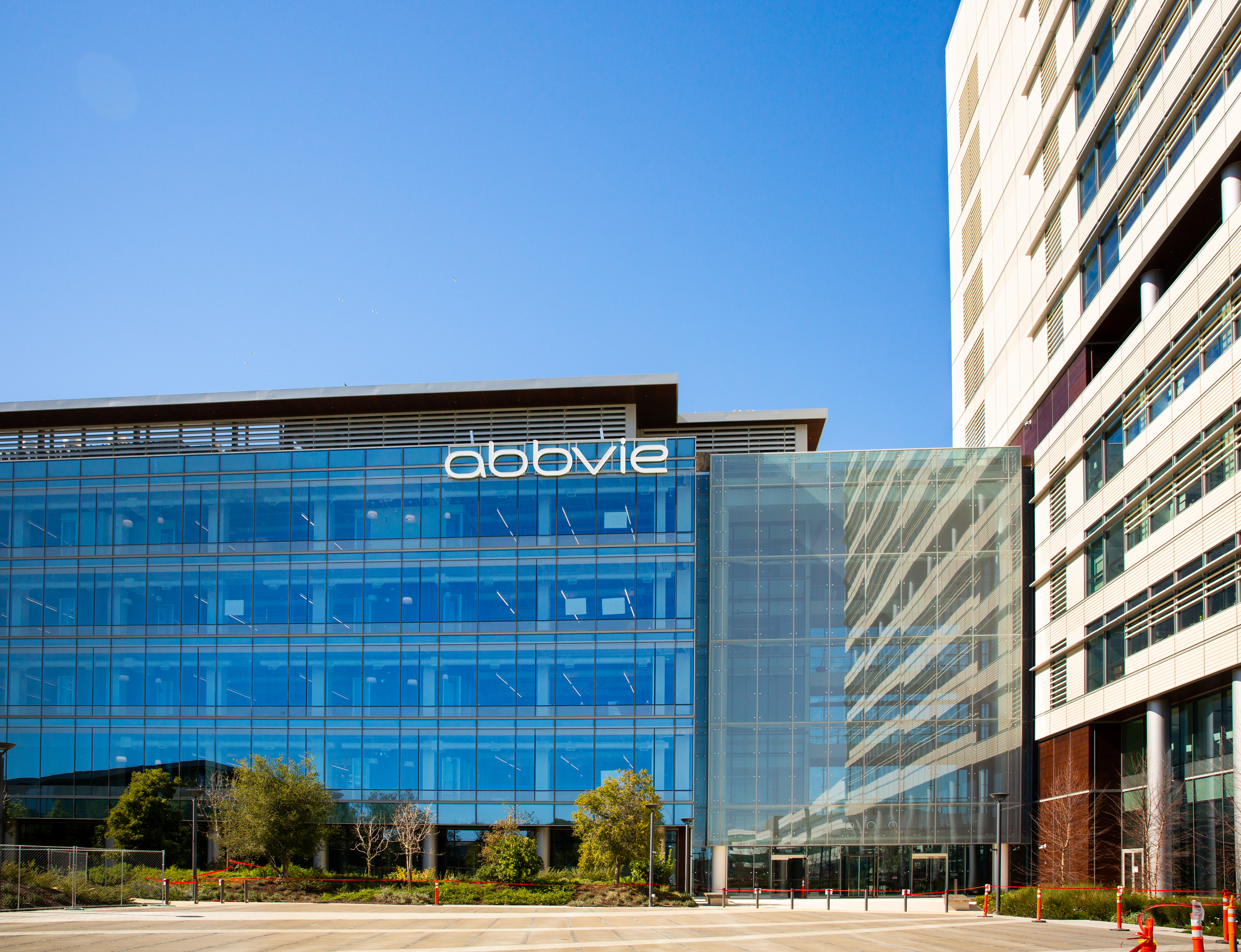 AbbVie Retains Humira Market Despite Copycats (NYSE:ABBV) | Seeking Alpha