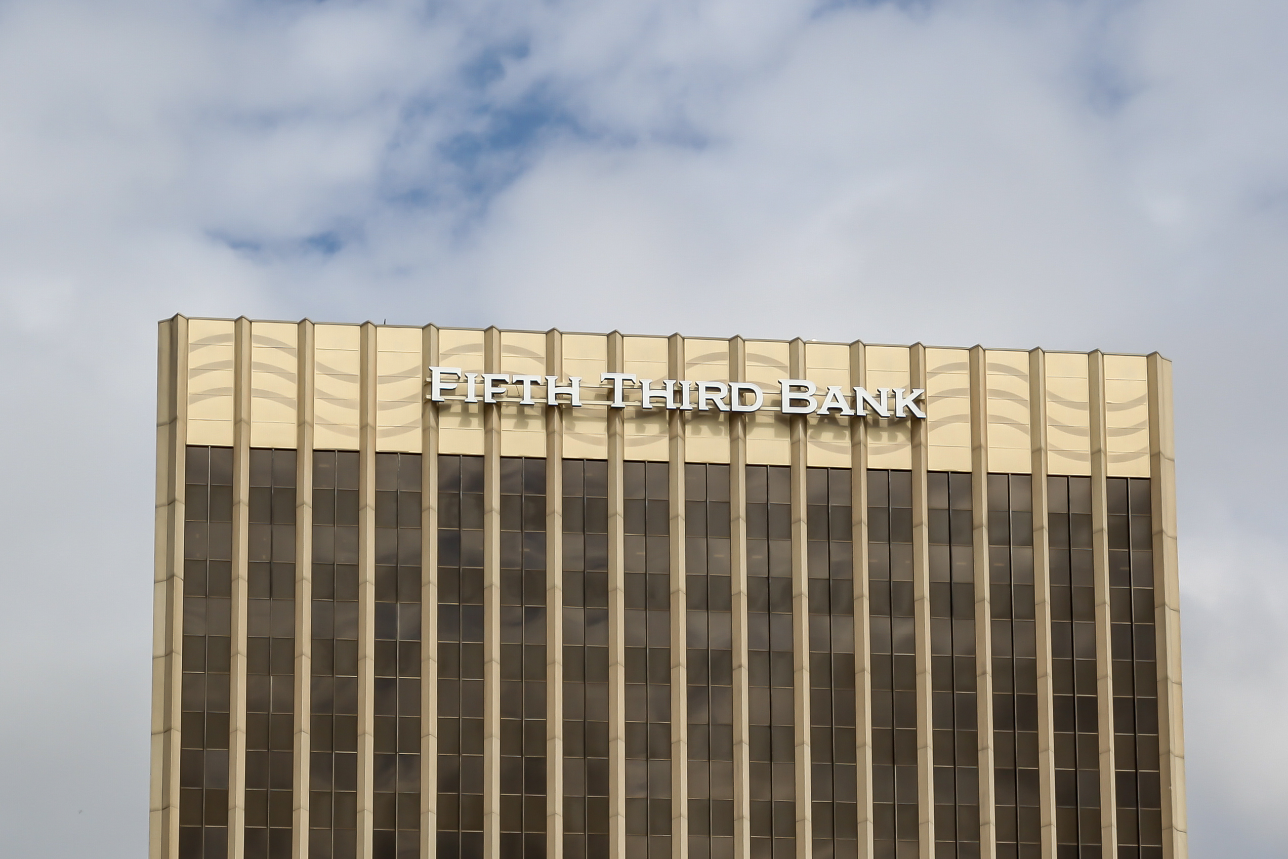 Fifth Third Bancorp: Attractively Positioned For Rising Rates (FITB ...