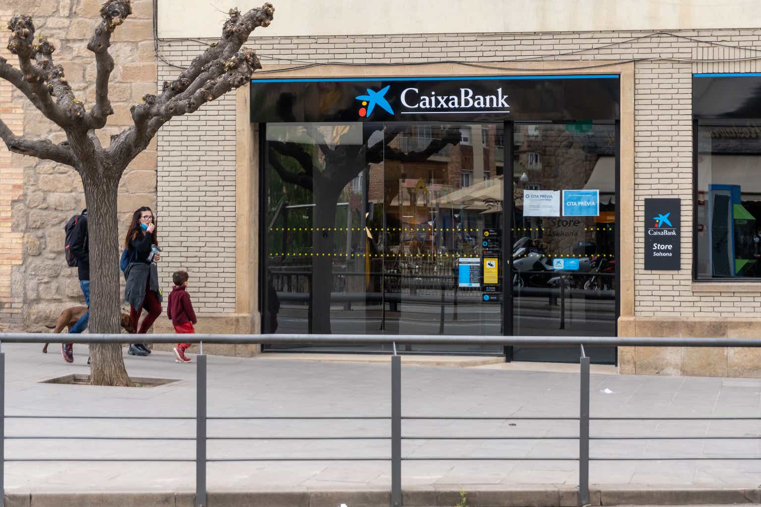 CaixaBank: Earnings Set To Remain Strong (Rating Upgrade)