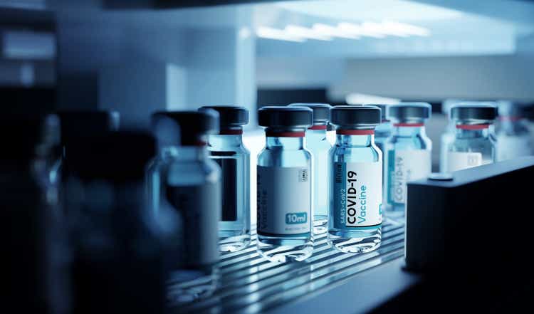 Herstellung von Covid-19 Vaccine Vials In Cold Storage