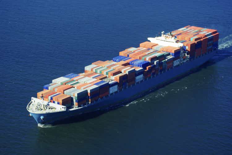 Danaos expands its newbuilding order book with five container ships valued at 9 million (NYSE:DAC)