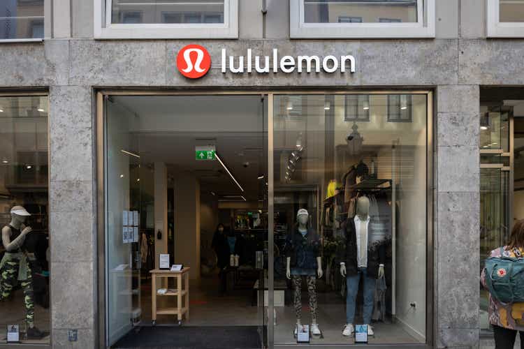 Lululemon Stock: Waiting For Better Near-Term Visibility (TSX:LLL:CA ...