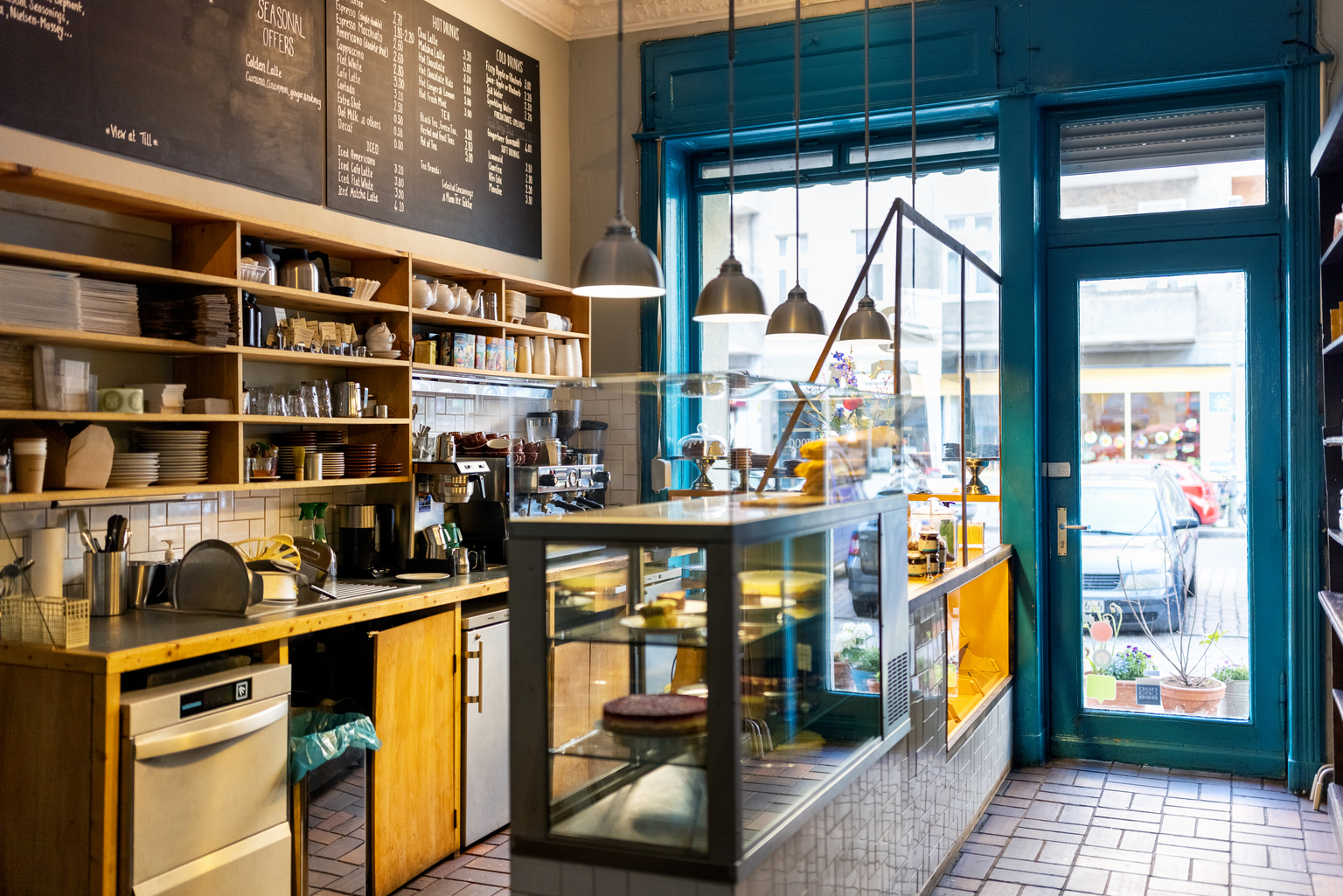 seekingalpha.com - Lipper Alpha Insight - U.S. Retail/Restaurant 2025 Mid-Year Outlook